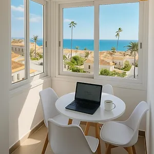  Apartamento Apartment, Sea View, 200m From The Beach, Close To Town